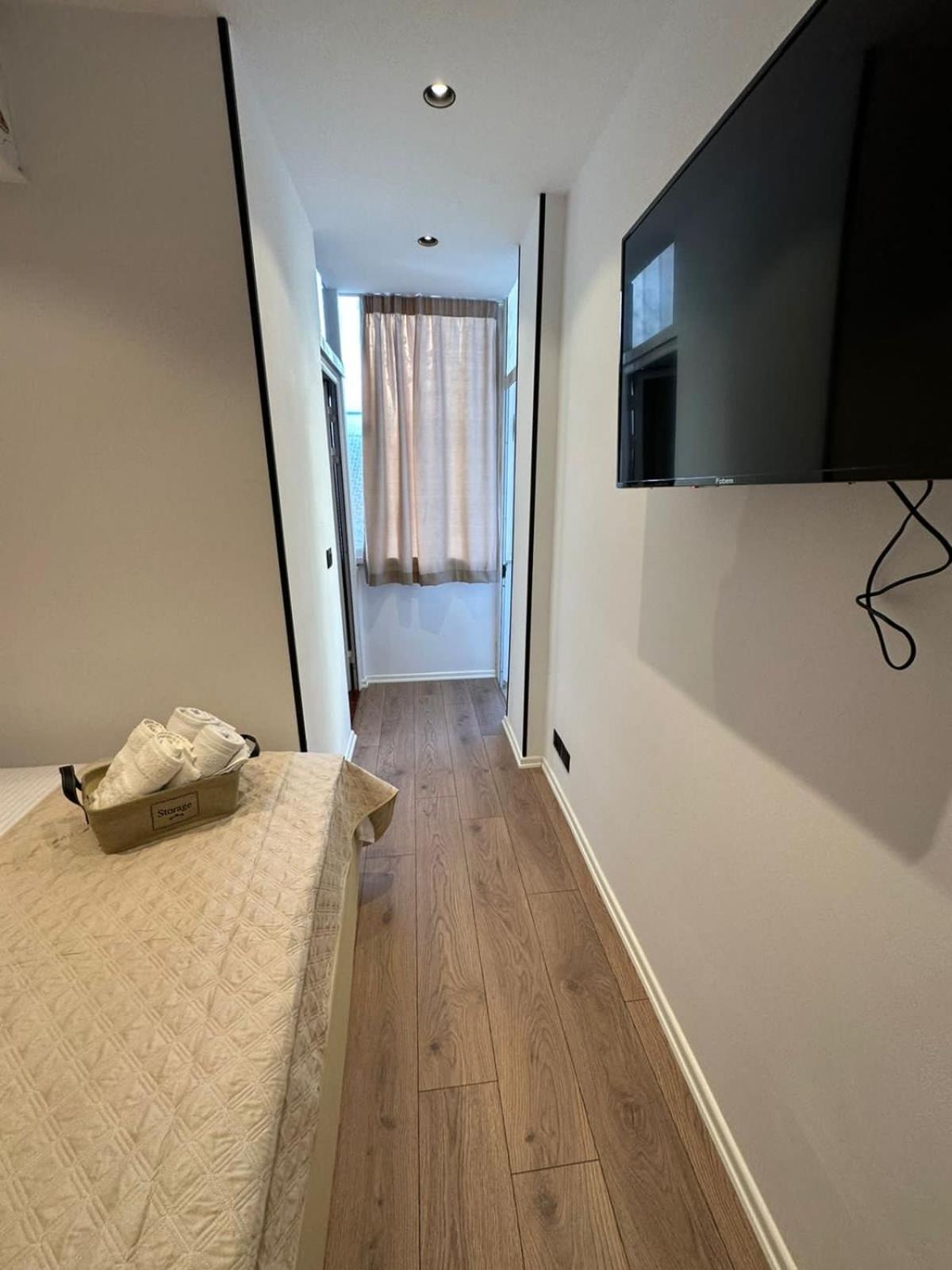 Heart Of Tirana Apartment Ngoại thất bức ảnh